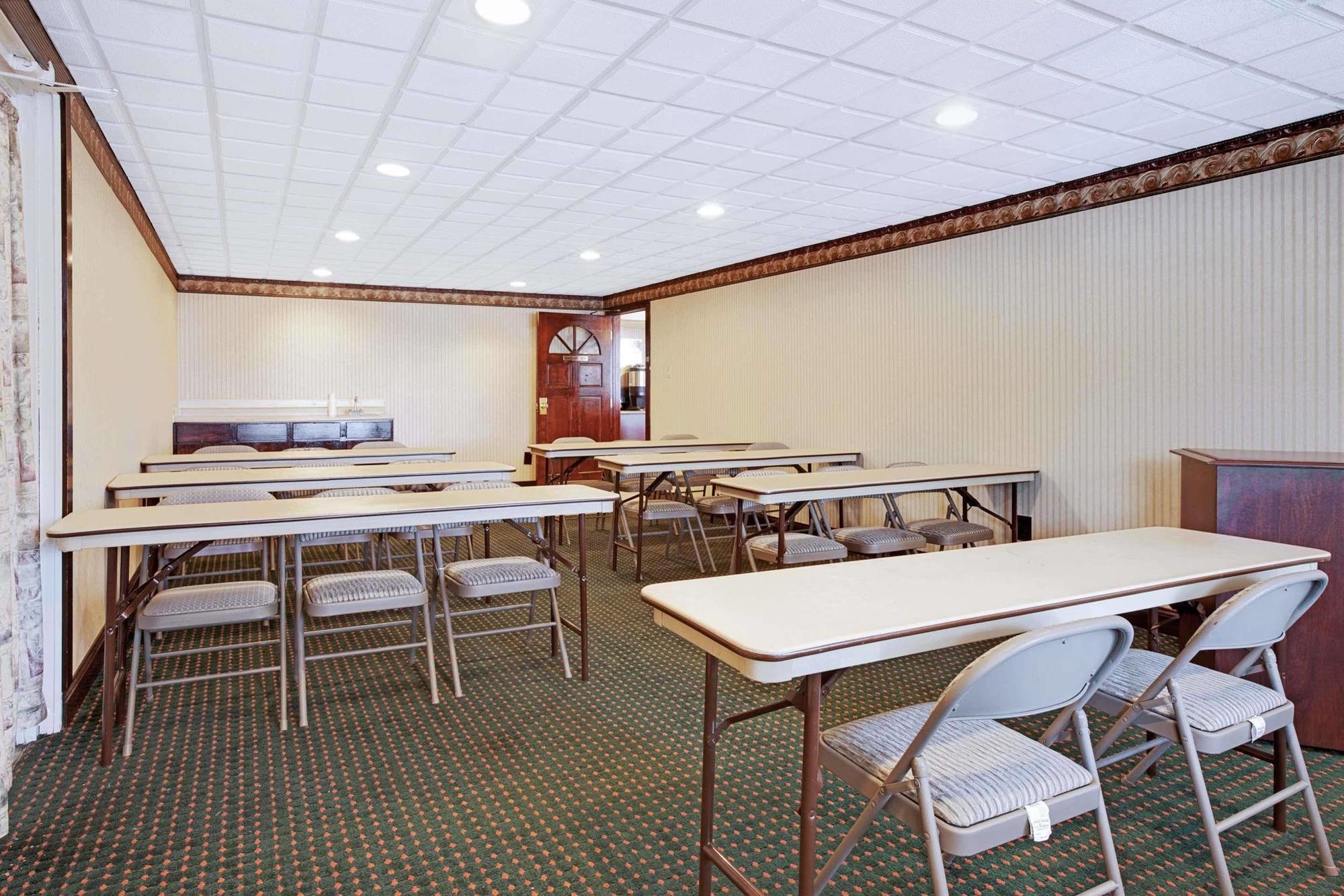 Knights Inn Mount Laurel Exterior foto